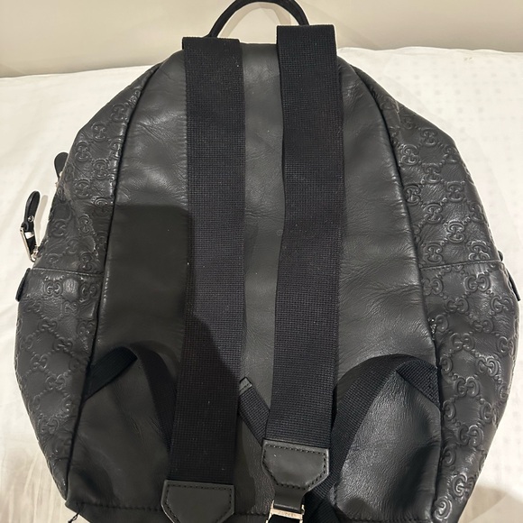 Authentic Gucci GG monogram backpack - Picture 4 of 9